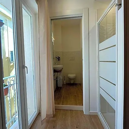 Aura Bed & Breakfast Bari