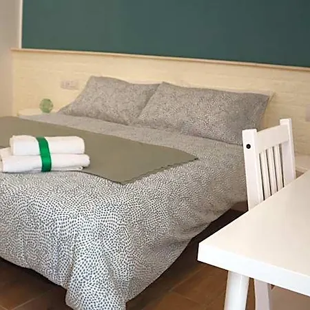 Aura Bed & Breakfast 3*