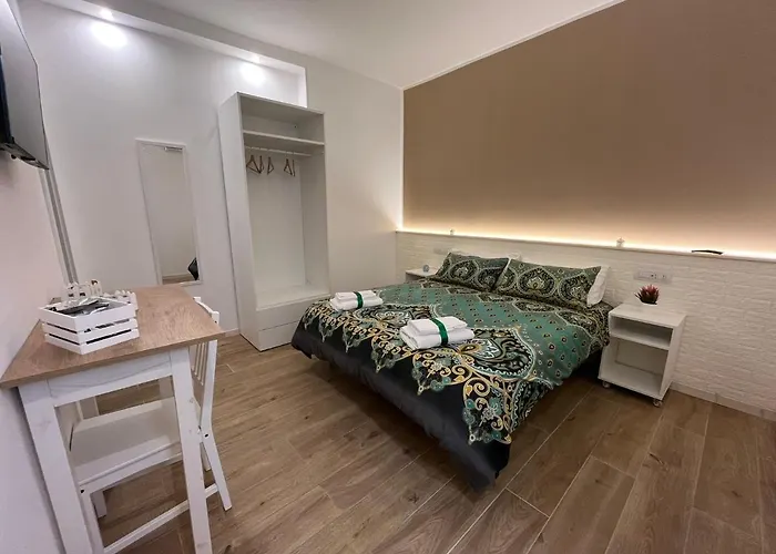 فندق مبيت وإفطار Aura 3*