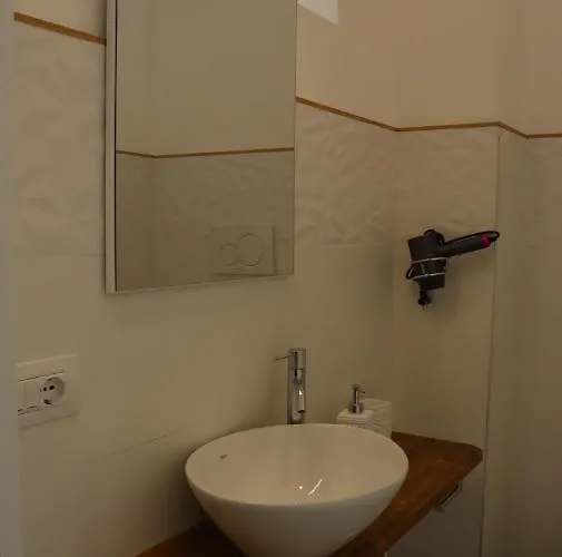 فندق مبيت وإفطار Aura